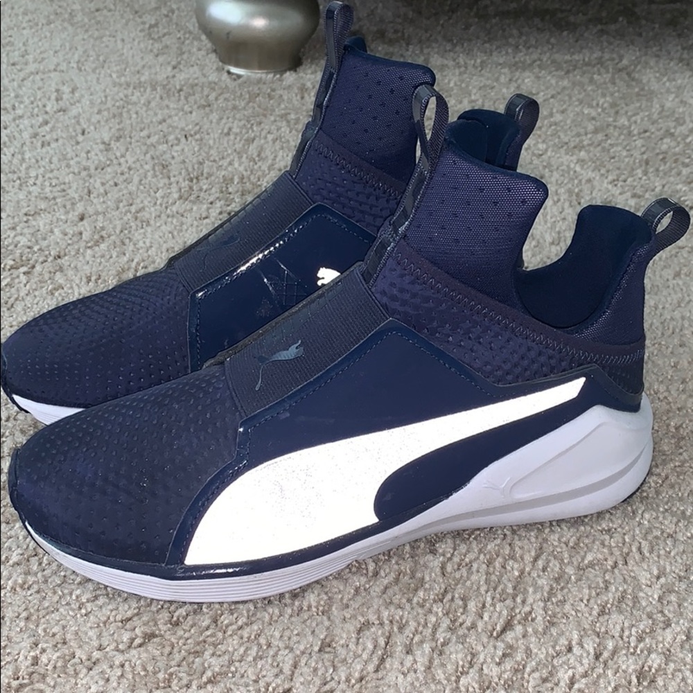 Puma - Picture 2 of 4